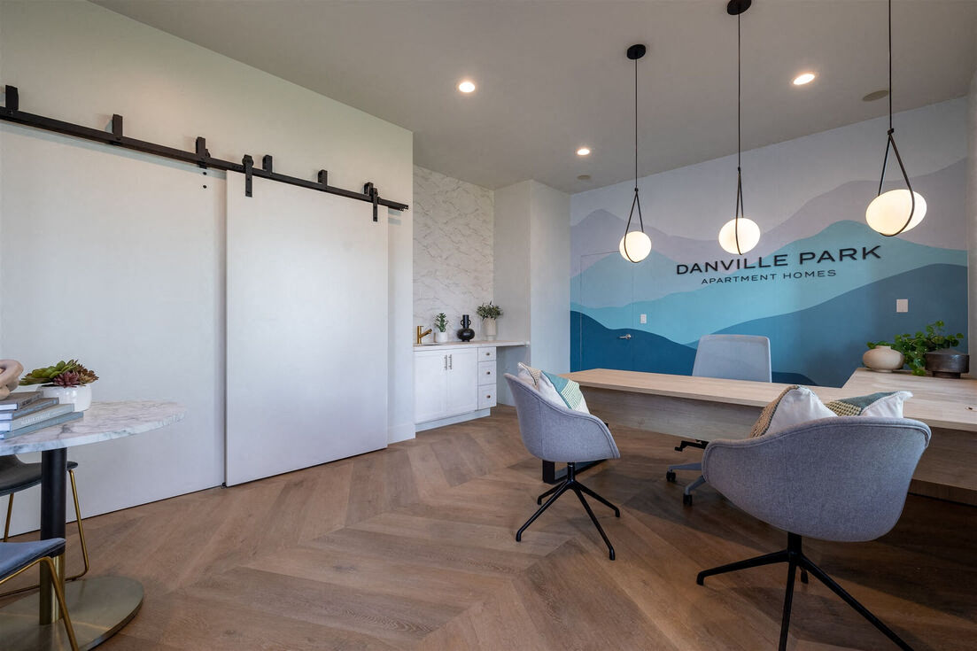Townhouses on Valley Creek · Danville photo 4